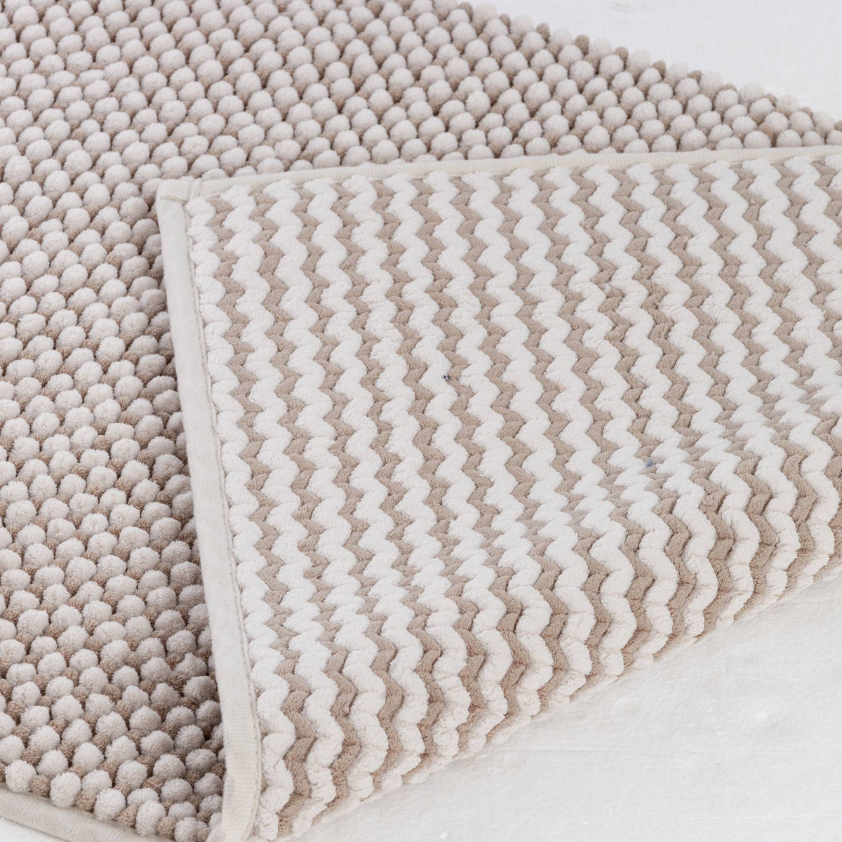 TAPPETO BAGNO DOTS TORTORA