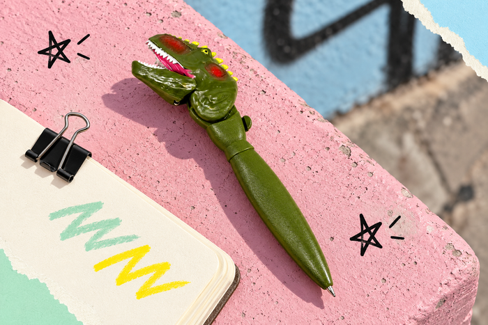 Dino pen