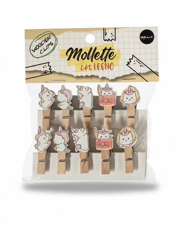Dieci mollette in legno decorate con unicorni bianchi e rosa disegnati, nella confezione trasparente