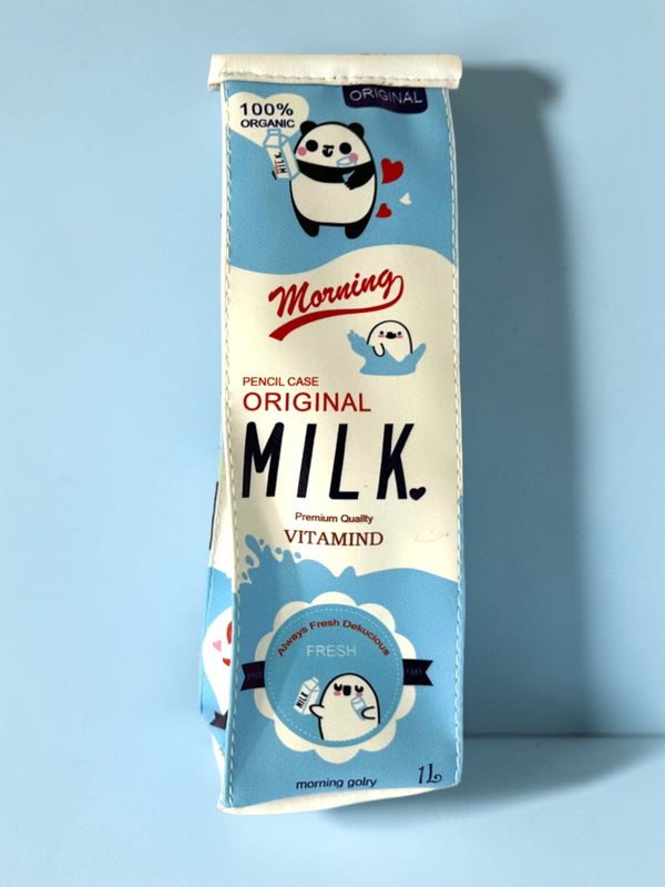 Astuccio portapenne a forma di cartone di latte con fantasia panda e design milk box, colori bianco e azzurro