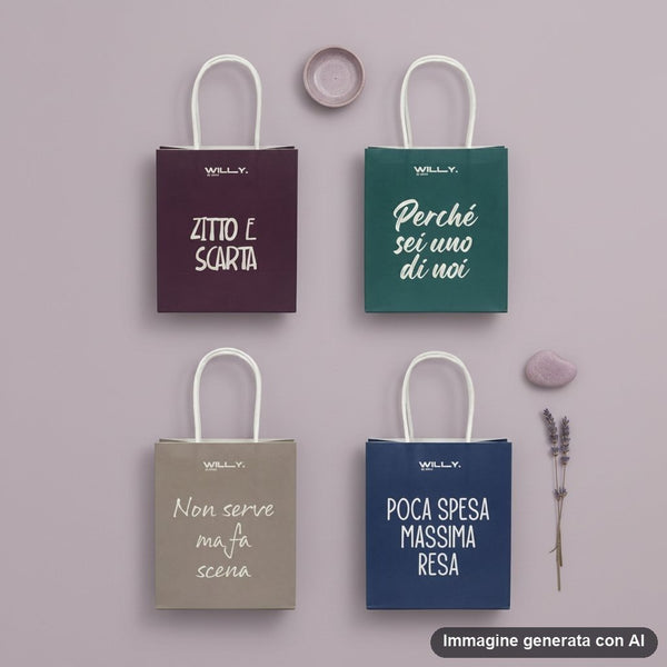 Set di quattro buste regalo shopper in colori scuri con frasi ironiche italiane e manici bianchi