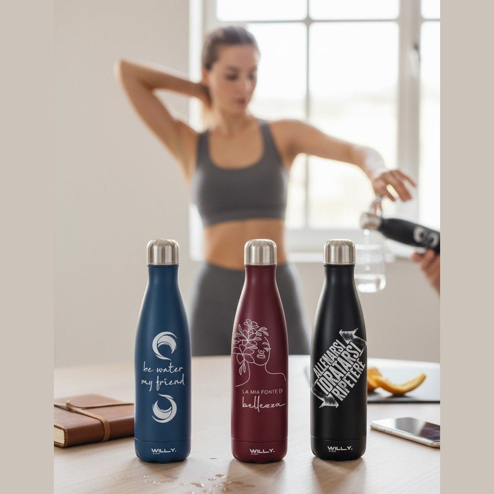 Tre borracce in acciaio inox 500ml colorate: blu con scritta "be water my friend", bordeaux con "La mia fonte di bellezza",