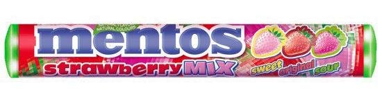 Mentos Strawberry Mix tubo da 37,5 gr con caramelle ai frutti di bosco, design colorato con fragole rosse su sfondo viola